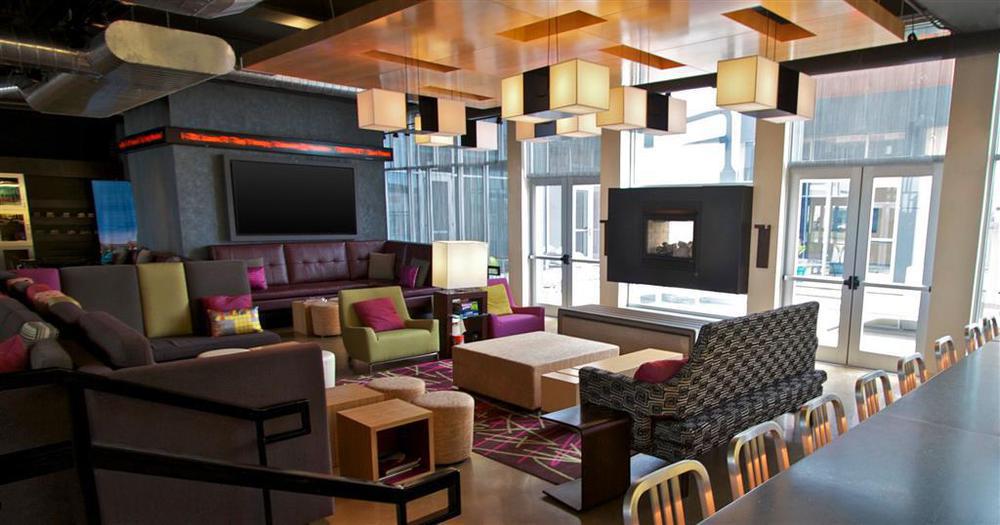 Aloft Tulsa Downtown Hotel Restaurant photo